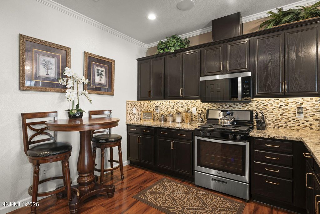 Image 10 of property listing at 1829 Resistol Drive, Reno, NV 89521