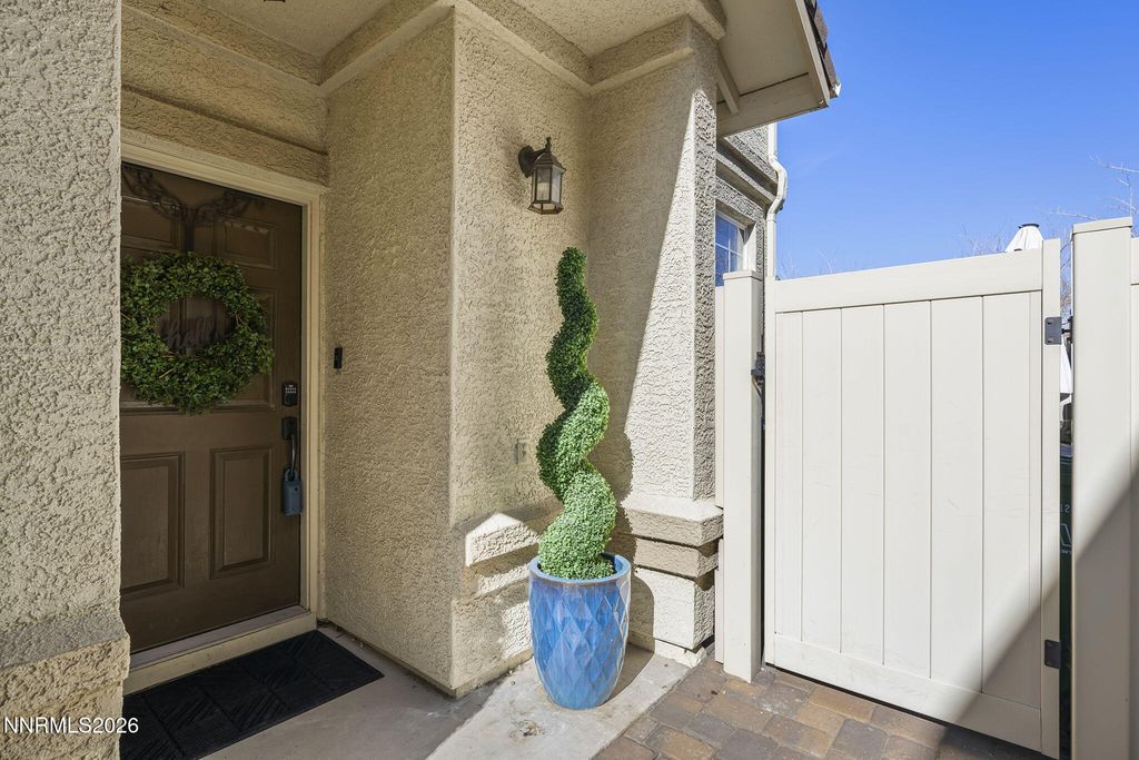 Image 2 of property listing at 1829 Resistol Drive, Reno, NV 89521