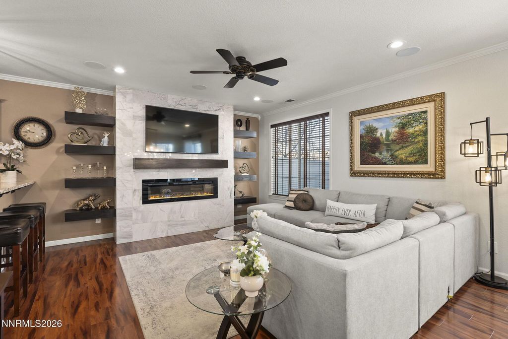 Image 3 of property listing at 1829 Resistol Drive, Reno, NV 89521