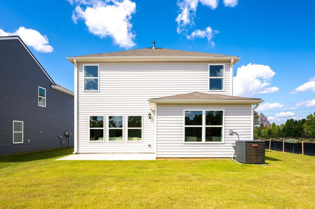 109 Evergreen Cir, Rossville, GA 30741