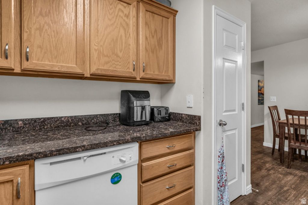 Image 12 of property listing at 1441 W WESTBURY #G WAY #2, Lehi, UT 84043
