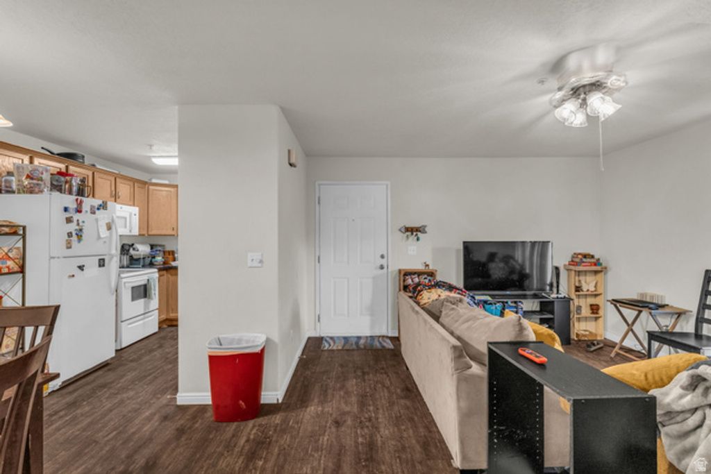 Image 13 of property listing at 1441 W WESTBURY #G WAY #2, Lehi, UT 84043