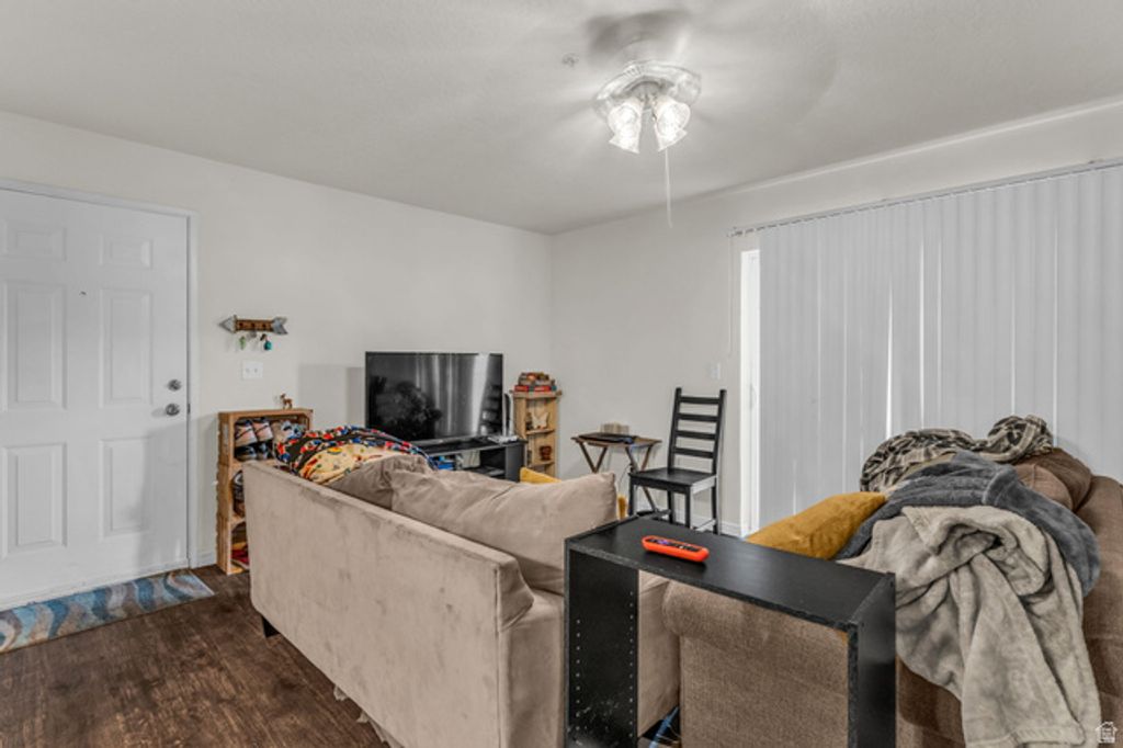 Image 5 of property listing at 1441 W WESTBURY #G WAY #2, Lehi, UT 84043