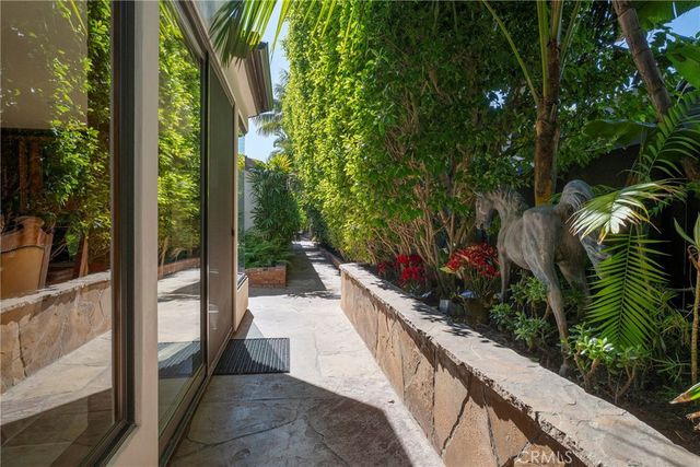 1144 Hermes, Encinitas, CA 92024