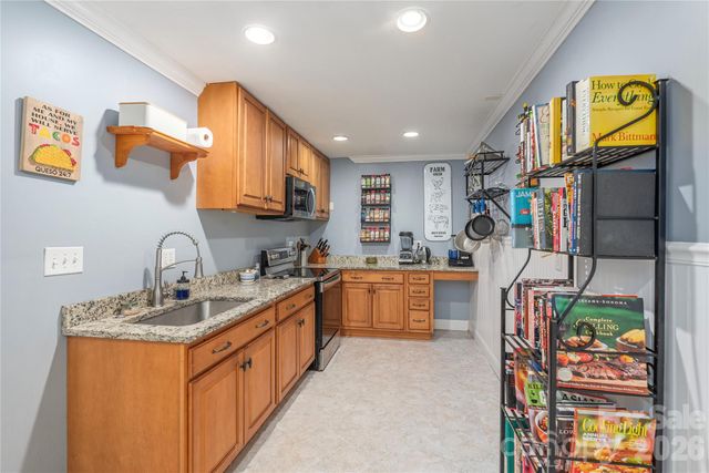 48 Duncan Estate Drive, Fletcher, NC 28732