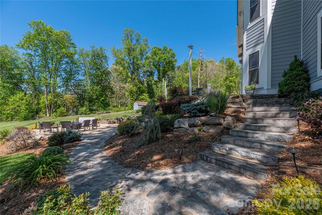 48 Duncan Estate Drive, Fletcher, NC 28732