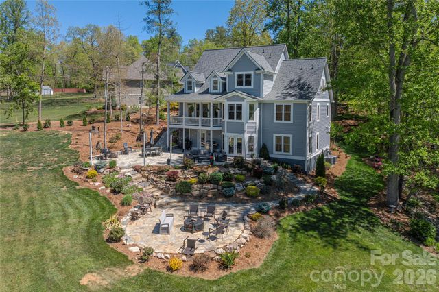 48 Duncan Estate Drive, Fletcher, NC 28732
