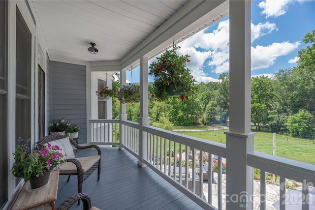 48 Duncan Estate Drive, Fletcher, NC 28732