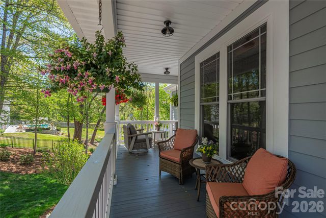 48 Duncan Estate Drive, Fletcher, NC 28732
