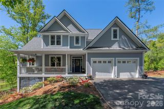 48 Duncan Estate Drive, Fletcher, NC 28732