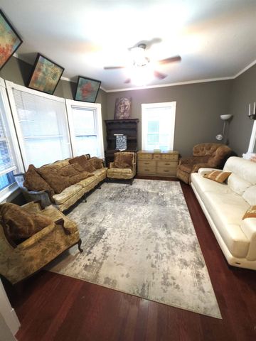 729 Pine Street, Manchester, NH 03104