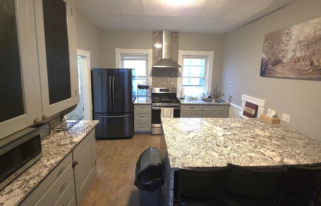 729 Pine Street, Manchester, NH 03104