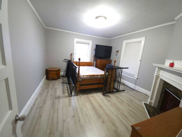 729 Pine Street, Manchester, NH 03104