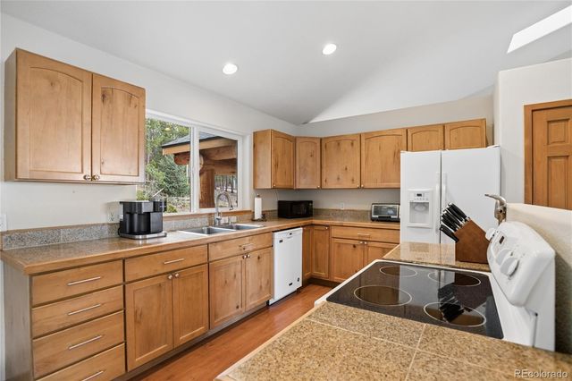 8 Yuma Trail, Evergreen, CO 80439