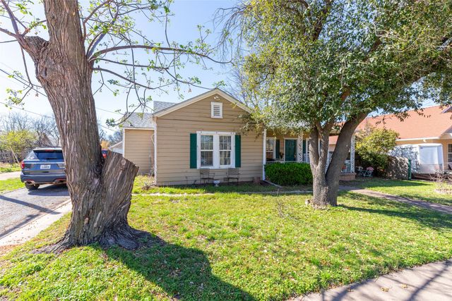 2433 S 11th Street, Abilene, TX 79605