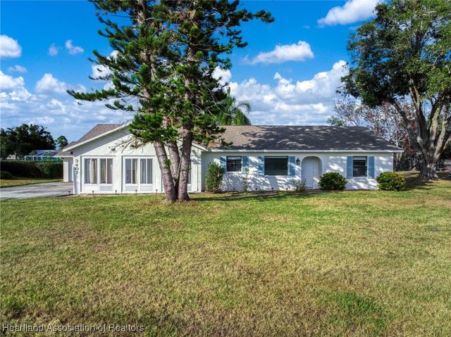3407 Divot Road, Sebring, FL 33872