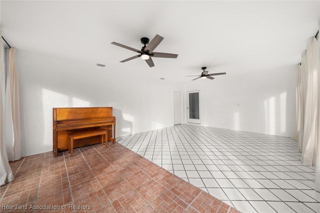 3407 Divot Road, Sebring, FL 33872