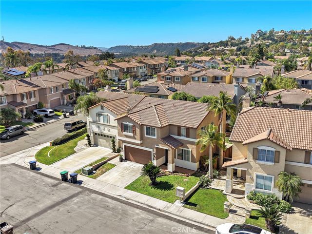 36 Ametrine, Rancho Santa Margarita, CA 92688