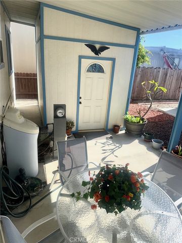 Wart Ward Street 82, Huntington Beach, CA 92646
