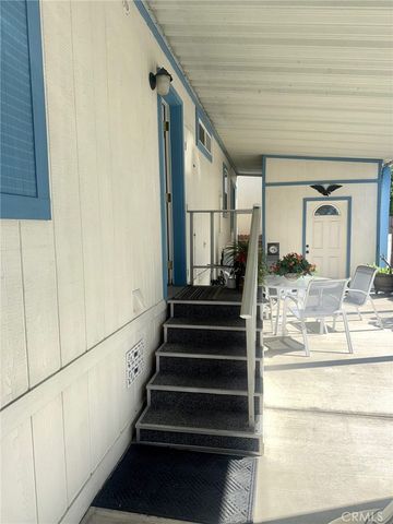 Wart Ward Street 82, Huntington Beach, CA 92646