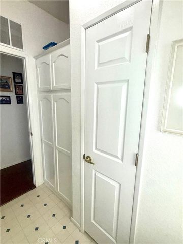 Wart Ward Street 82, Huntington Beach, CA 92646