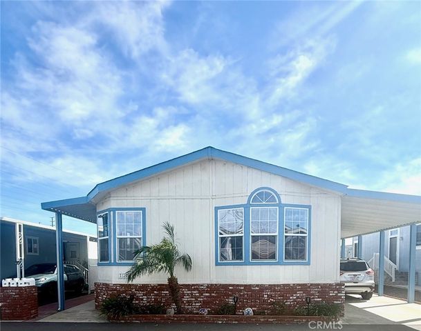 Wart Ward Street 82, Huntington Beach, CA 92646