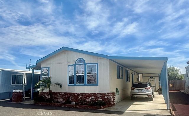Wart Ward Street 82, Huntington Beach, CA 92646