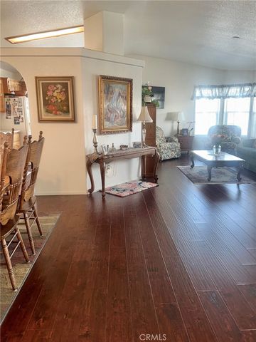 Wart Ward Street 82, Huntington Beach, CA 92646