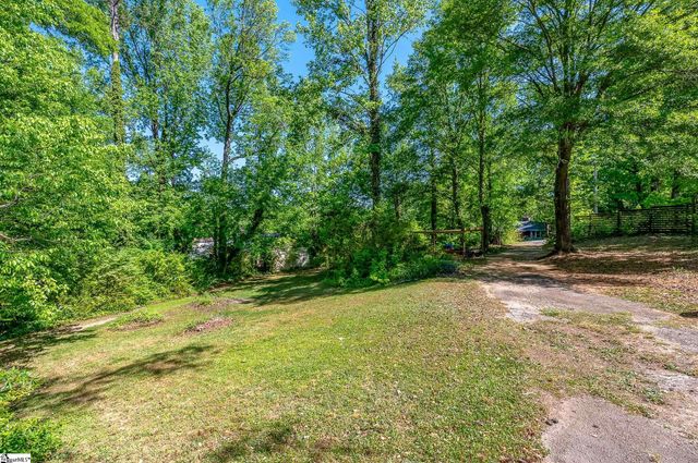 100 Woodburn Drive, Taylors, SC 29687