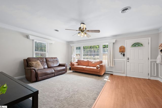 100 Woodburn Drive, Taylors, SC 29687