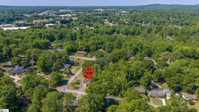100 Woodburn Drive, Taylors, SC 29687