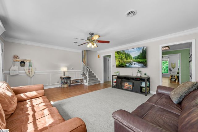 100 Woodburn Drive, Taylors, SC 29687
