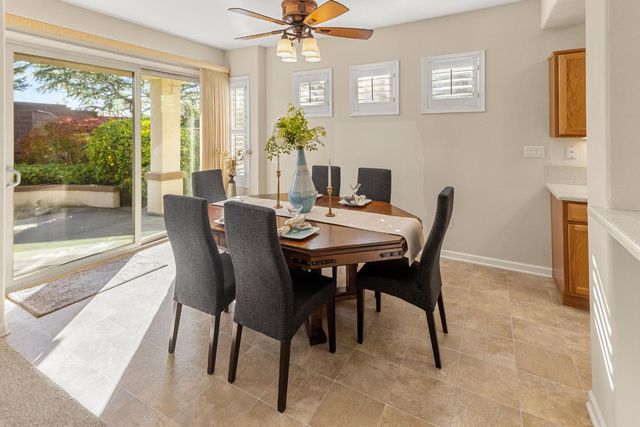 2729 Woodacre Ln, Lincoln, CA 95648