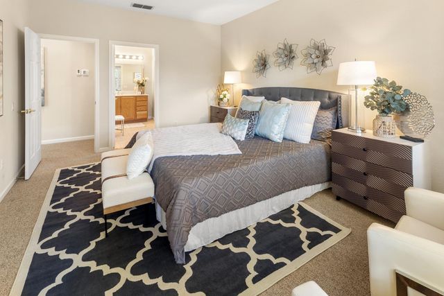 2729 Woodacre Ln, Lincoln, CA 95648