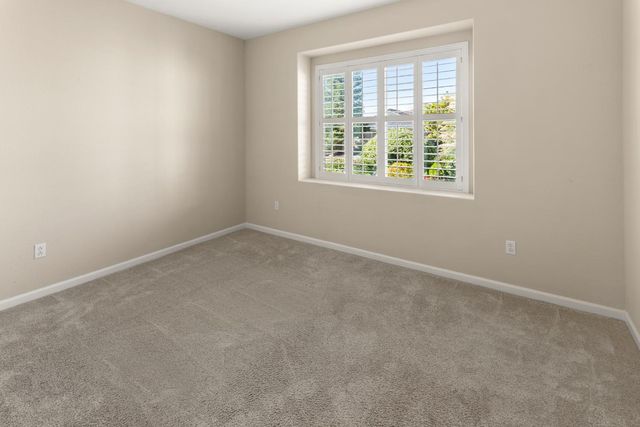 2729 Woodacre Ln, Lincoln, CA 95648