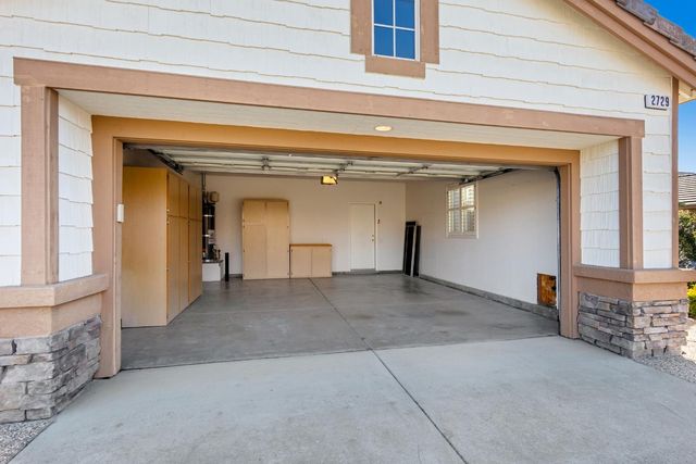 2729 Woodacre Ln, Lincoln, CA 95648