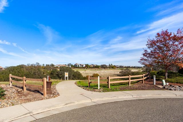 2729 Woodacre Ln, Lincoln, CA 95648