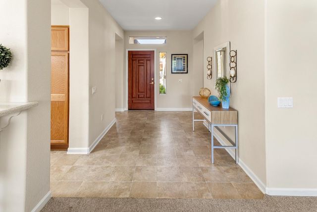 2729 Woodacre Ln, Lincoln, CA 95648