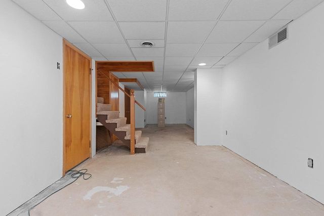 2012 WOODROW WAY, Green Bay, WI 54301