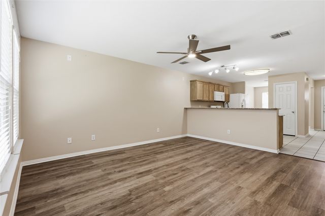 2305 Northway, Denton, TX 76207