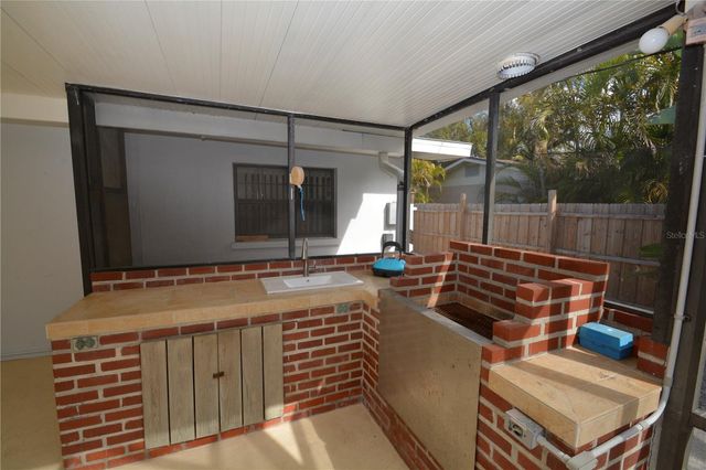 1313 MANGO AVENUE, Venice, FL 34285