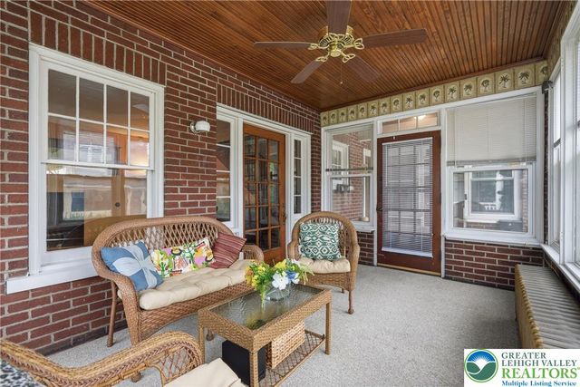 7 East Elizabeth Avenue, Bethlehem City, PA 18018