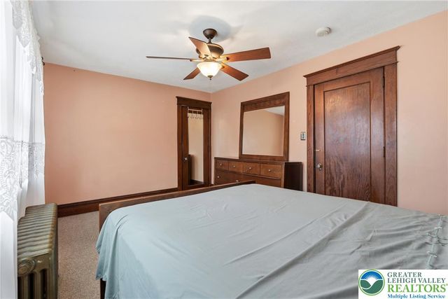 7 East Elizabeth Avenue, Bethlehem City, PA 18018
