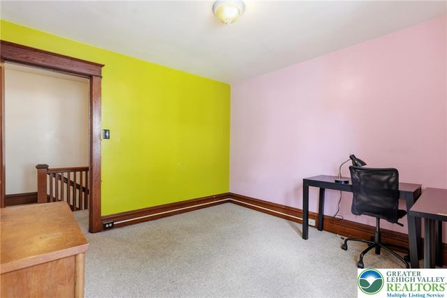 7 East Elizabeth Avenue, Bethlehem City, PA 18018
