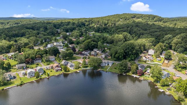 17 Lake Plymouth Boulevard, Plymouth, CT 06782
