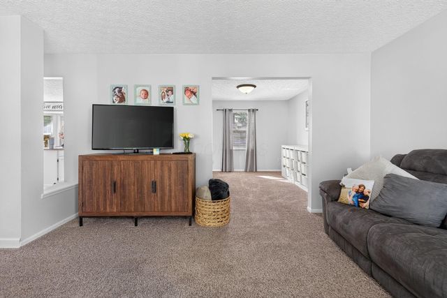 4859 Whisper Cove Court, Columbus, OH 43230
