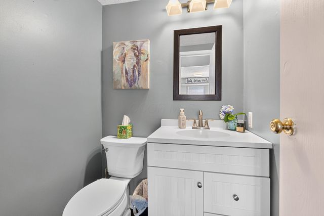 4859 Whisper Cove Court, Columbus, OH 43230