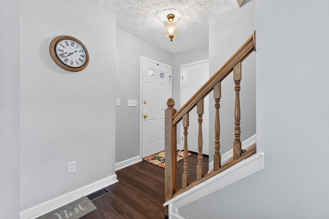 4859 Whisper Cove Court, Columbus, OH 43230