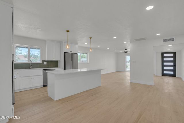 9700 COSMOS Avenue, El Paso, TX 79925