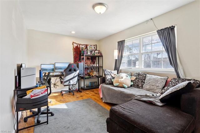 5 Toledo CT, Hampton, VA 23666